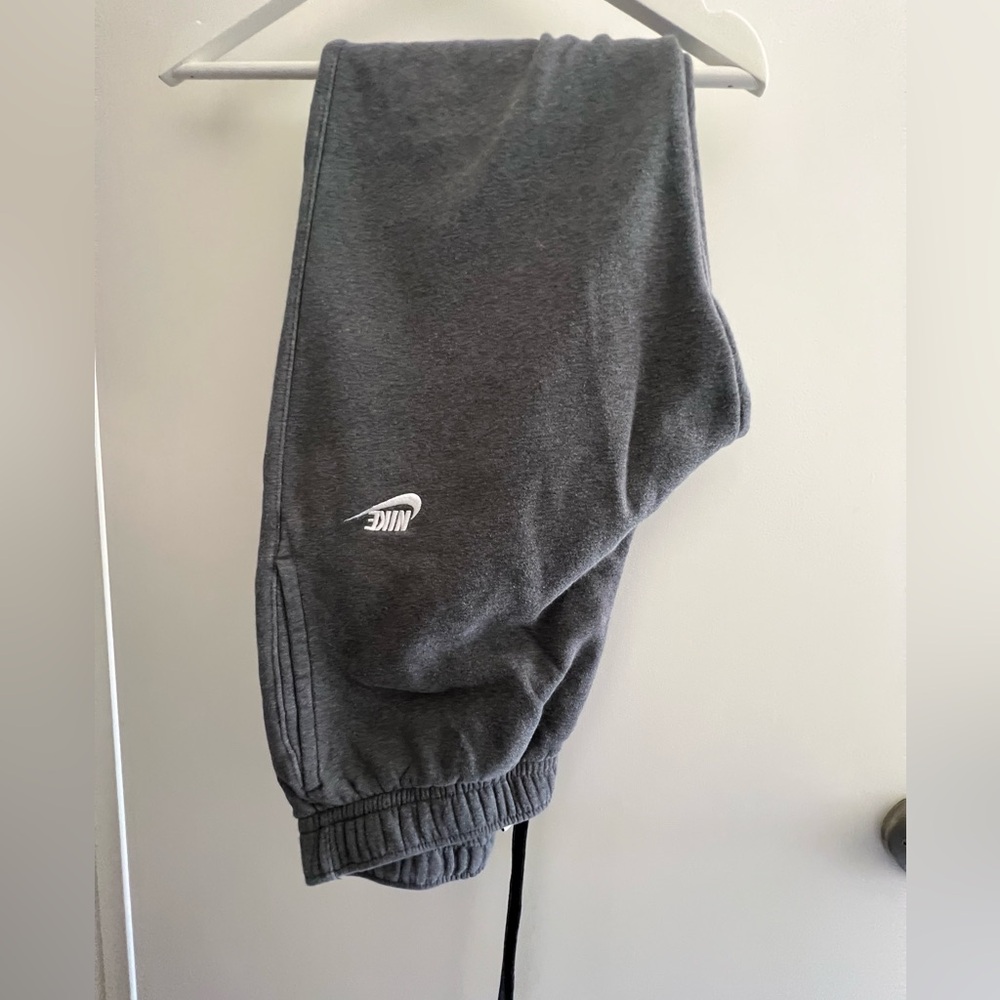 Nike Club Fleece pants, Adult size M